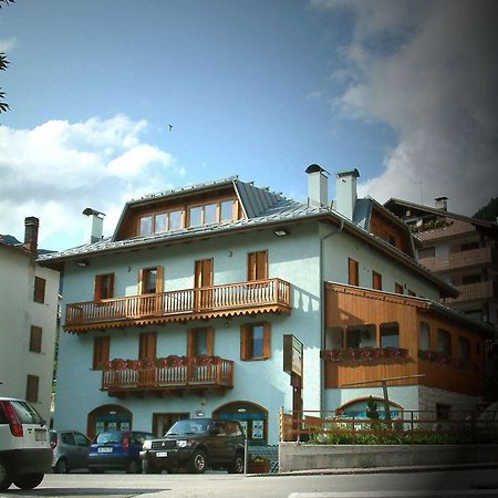 Residenza Domino Aparthotel Selva di Cadore Exteriör bild