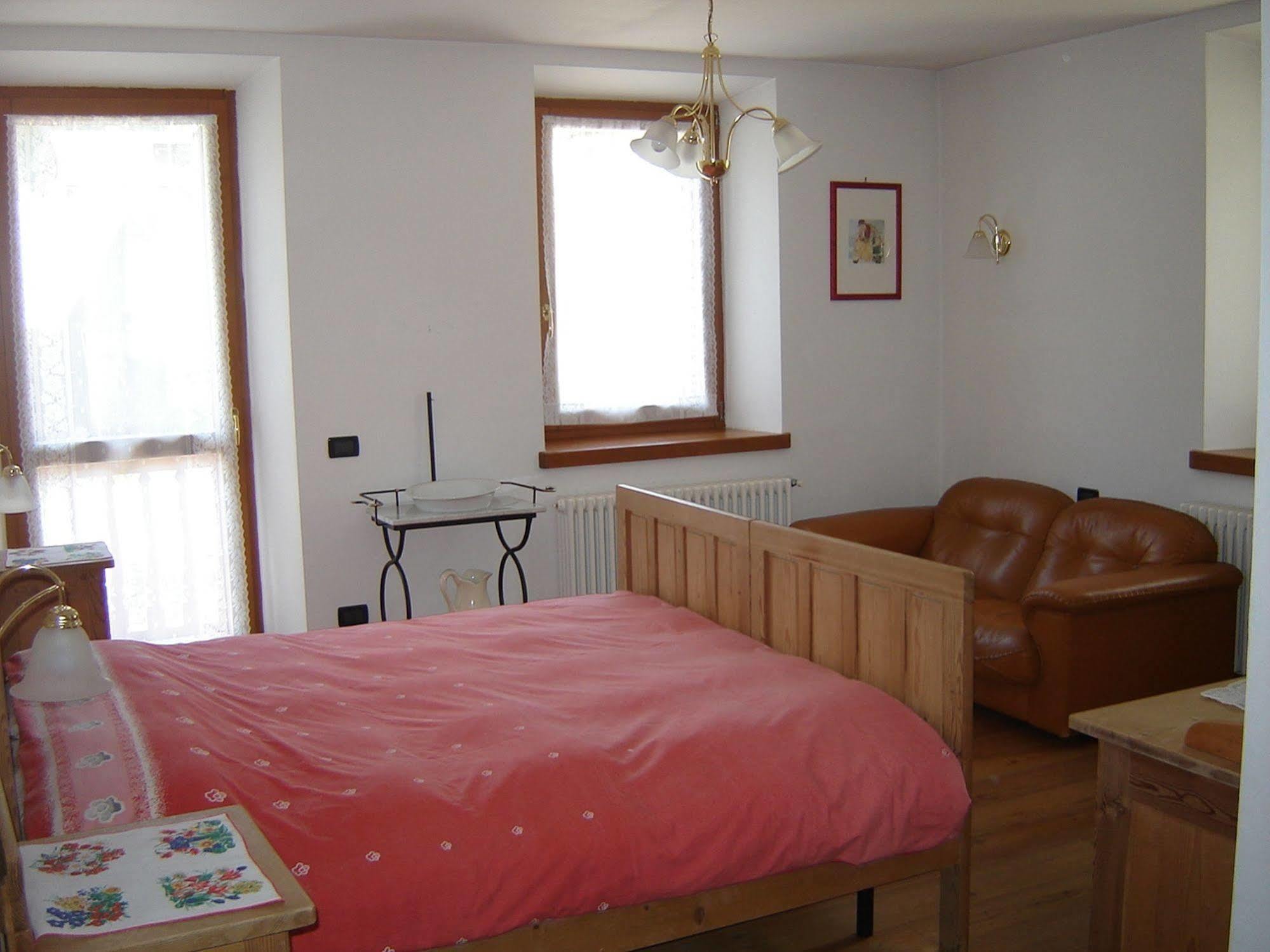 Residenza Domino Aparthotel Selva di Cadore Exteriör bild